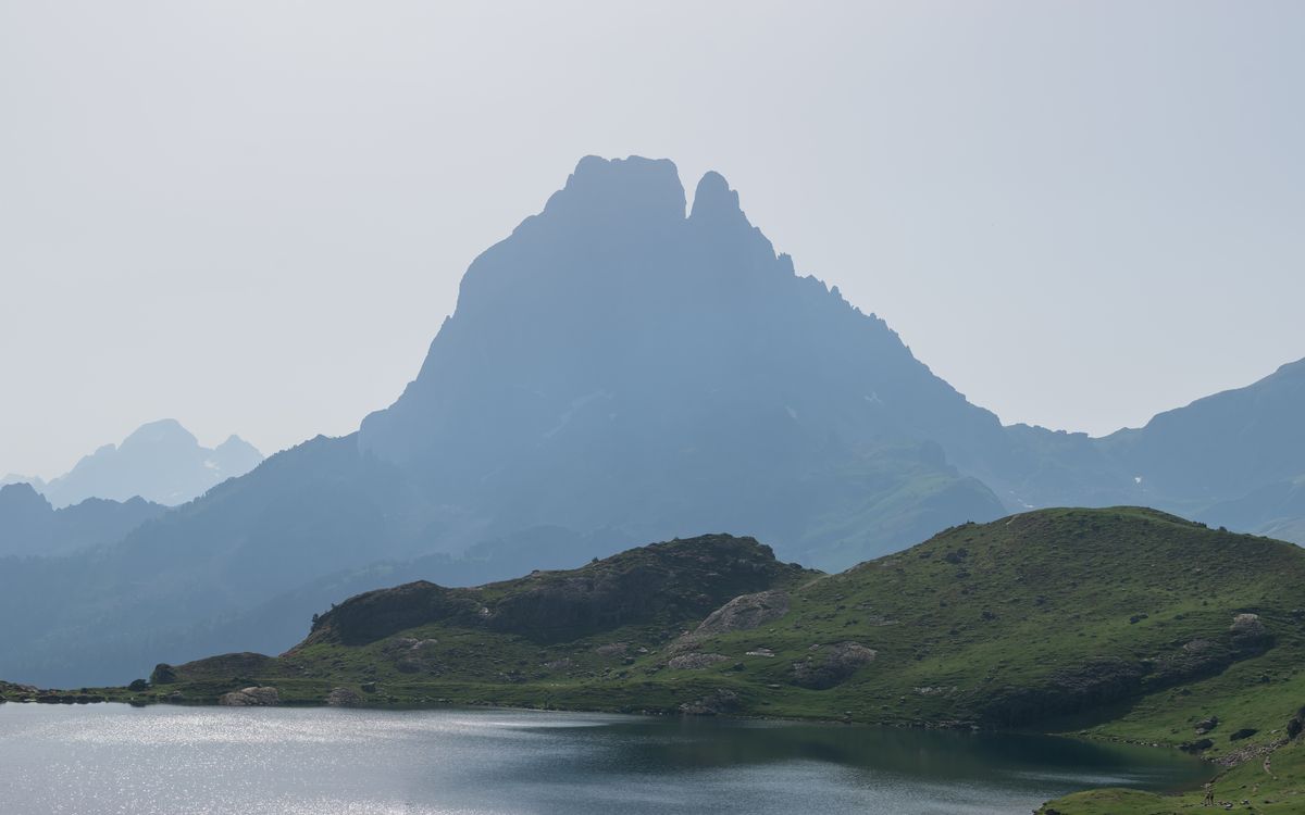 Pic du Midi d'Ossau dans le Parc National des Pyrénées
