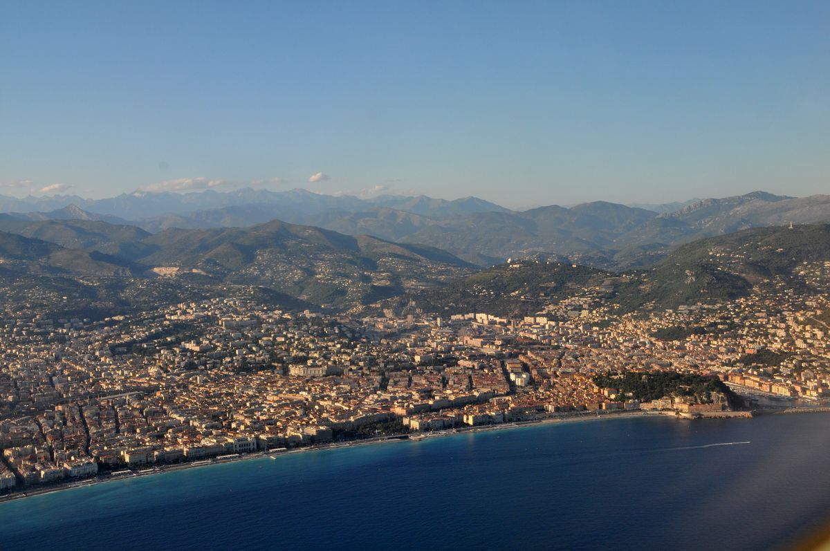 Nice et la Promenade des Anglais, arrivée du GR5