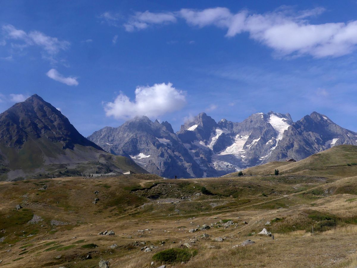 Col du Lautaret avec vue sur la Meije et ses glaciers
