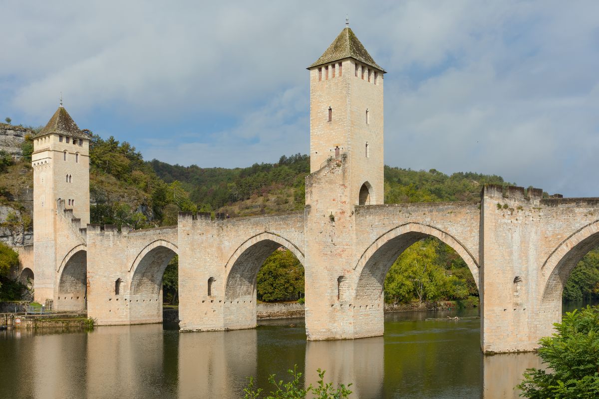 Pont Valentré de Cahors, pont fortifié du XIVe siècle