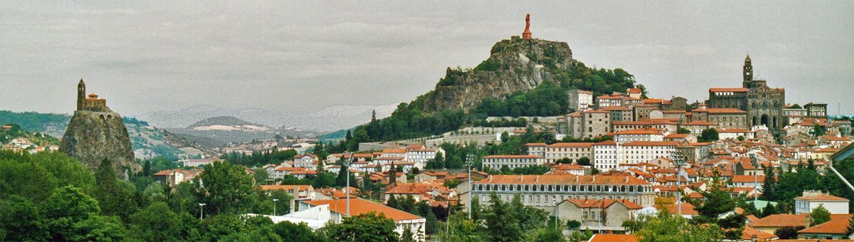 Panorama de la ville du Puy-en-Velay, point de départ du GR65